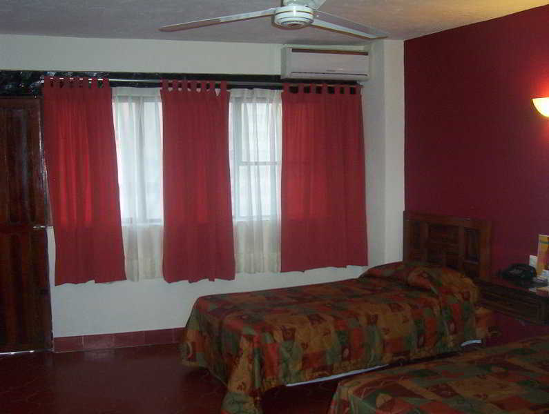 Hotel Marlyn Puerto Vallarta Exterior foto